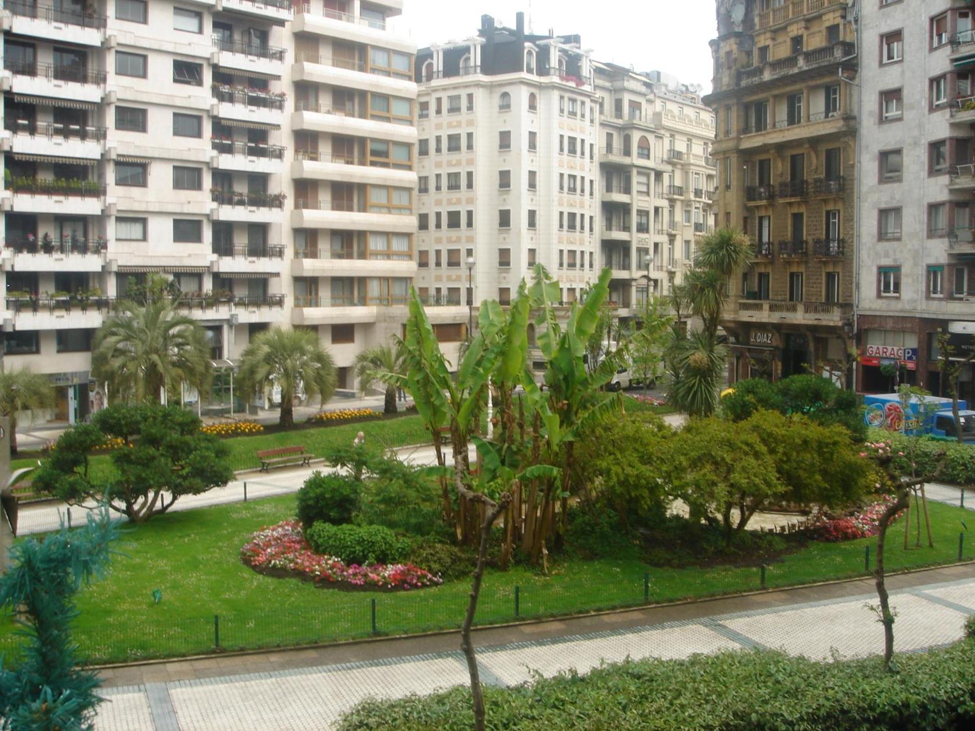 Hotel Zaragoza Plaza San Sebastián Exterior foto